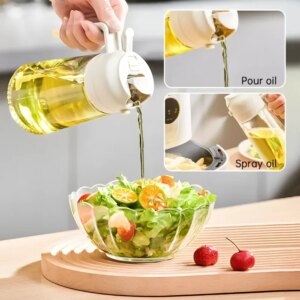 Pulverizador y Vertedor 2 en 1 con Cepillo Integrado – 500 ml